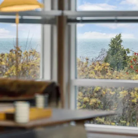 6803-allinge-asbakken-20 *